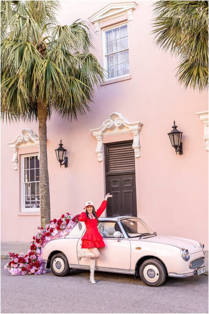 Branding mini session in Charleston for Hawley Hat Company at The Mills House Hotel with The Pink Figgy styling and florals by The Charleston Petal.